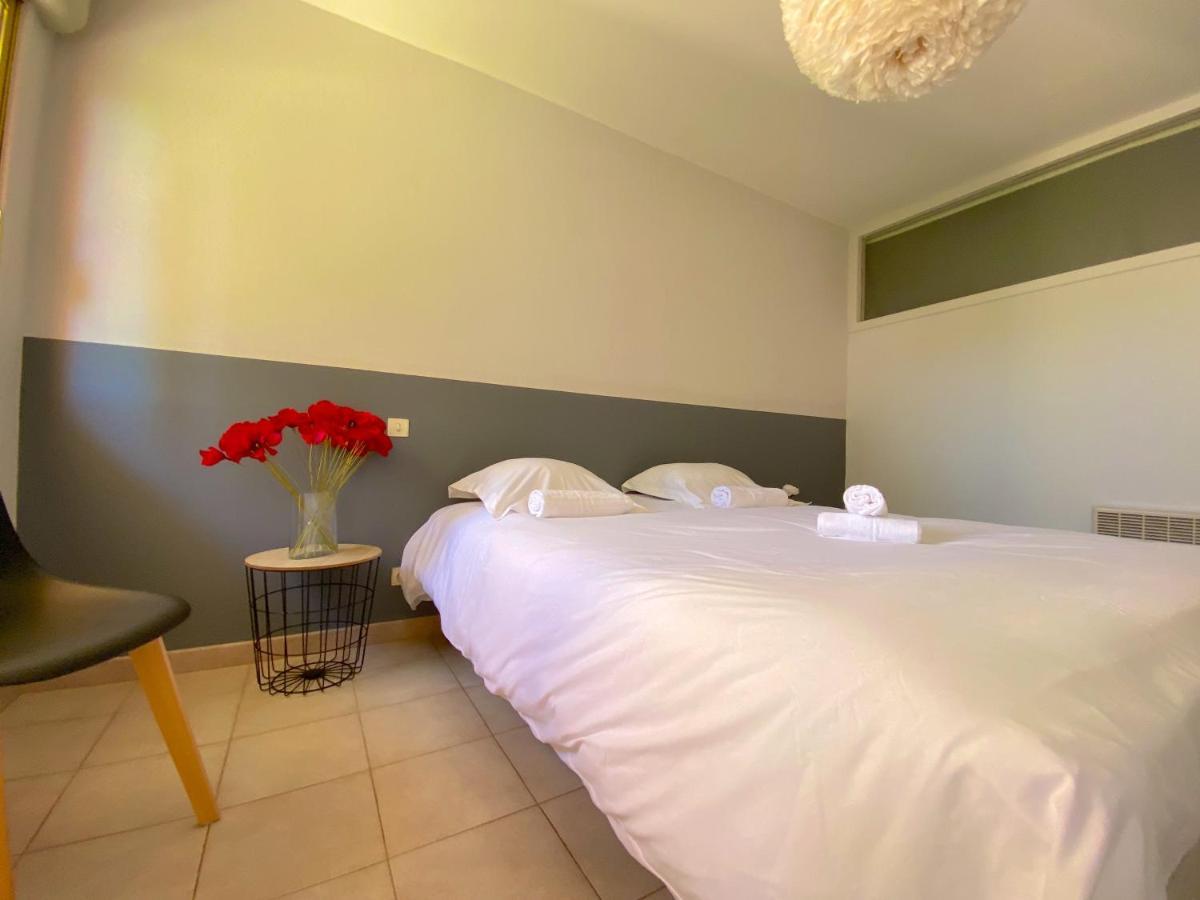 Appartement Grand T3 avec jardin proche de la mer à Ajaccio  Extérieur photo