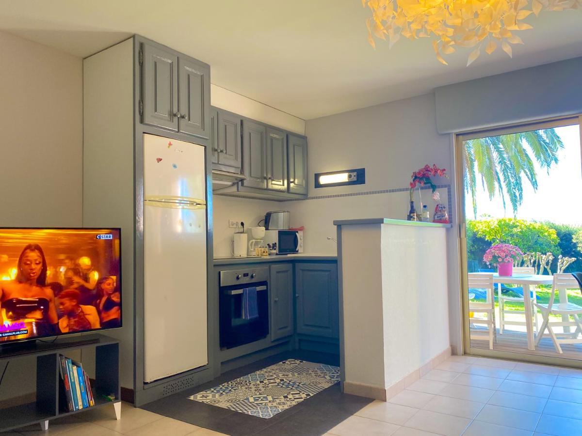 Appartement Grand T3 avec jardin proche de la mer à Ajaccio  Extérieur photo